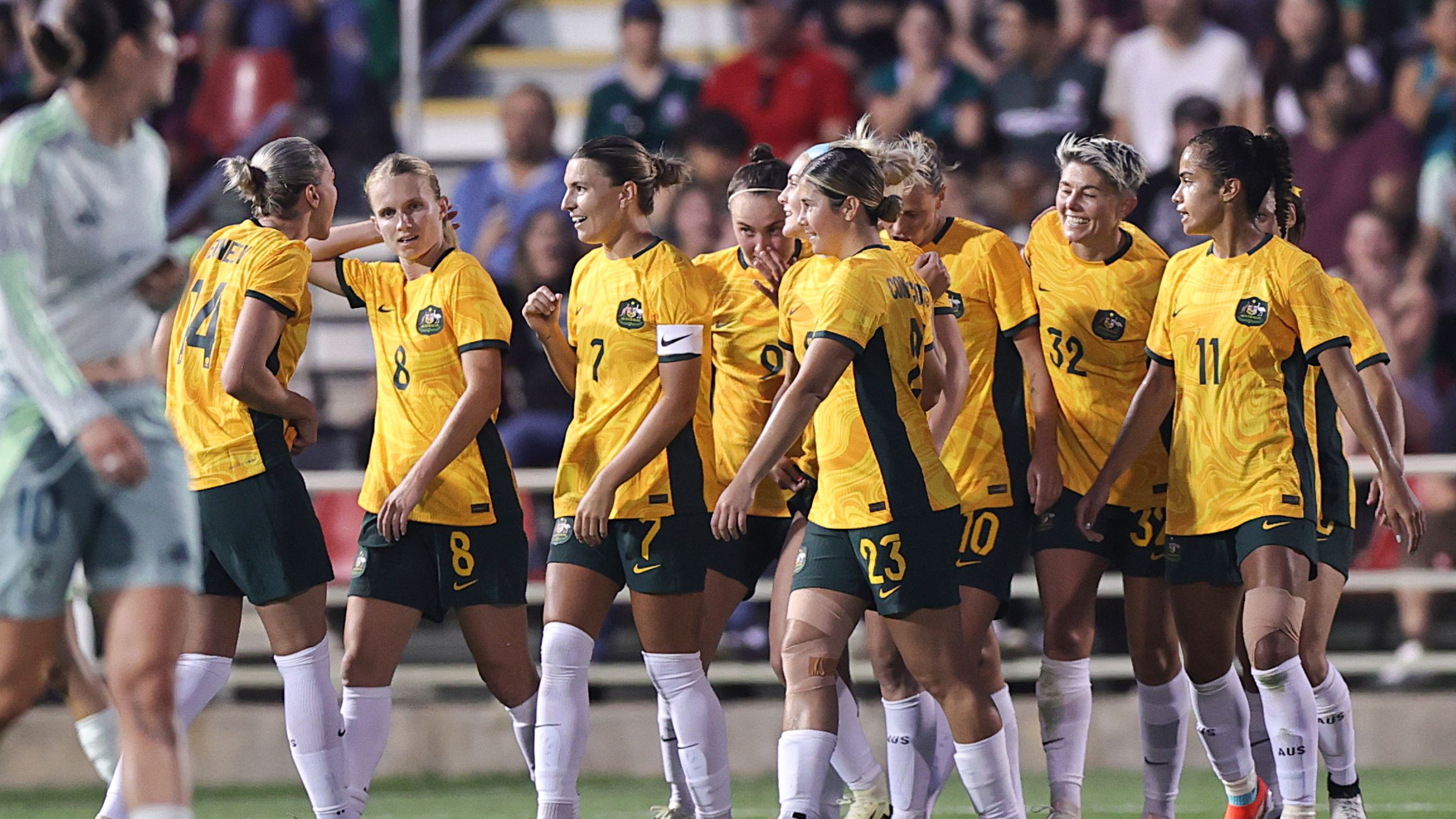 Matilda&#x27;s teammates after Caitlin Ford&#x27;s goal against Mexico. (Photo by Omar Vega/Getty Images)
