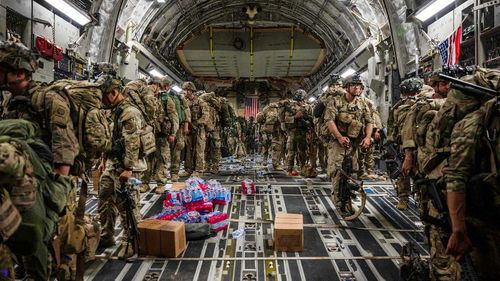 As tropas da 82ª Divisão Aerotransportada foram transferidas para o Oriente Médio.