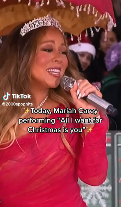 Mariah Carey accused of lip-syncing during Macy's Thanksgiving Day Parade.