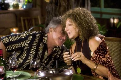 Barbra Streisand and Dustin Hoffman in Meet the Fockers