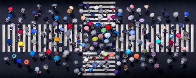 Umbrella crossing