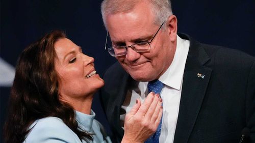 Scott Morrison embraces his wife Jenny.