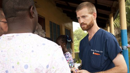 Dr Kent Brantly, who was one of two aid workers that contracted Ebola in Africa, has returned to the US. (AAP)