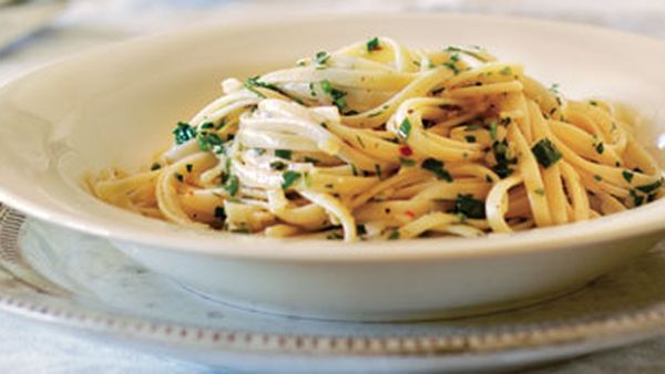 Linguine with ginger, garlic and chilli