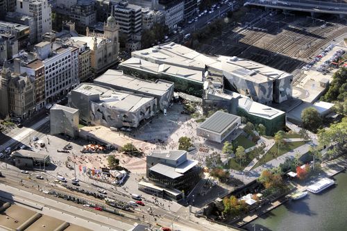 Heritage Victoria executive director Steven Avery has recommended the square be protected for its "historical, architectural, aesthetic, cultural and technical significance to the state".

