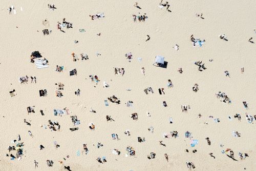 Bondi Beach on New Years eve. December 31, 2021. Photo: Rhett Wyman/SMH