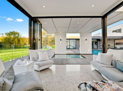Sprawling Melbourne mansion with  a bespoke "Ferrari bar" is on offer and is expected to sell for around $10 million. 