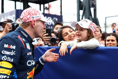 F1 Japanese Grand Prix 2024: Sweet moment between Max Verstappen and Kelly  Piquet's daughter Penelope Kvyat caught on camera - 9Celebrity