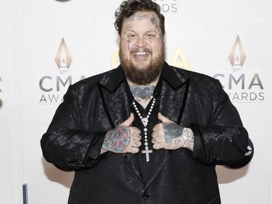NASHVILLE, TENNESSEE - NOVEMBER 08: EDITORIAL USE ONLY Jelly Roll attends the 57th Annual CMA Awards at Bridgestone Arena on November 08, 2023 in Nashville, Tennessee. (Photo by Jason Kempin/Getty Images)