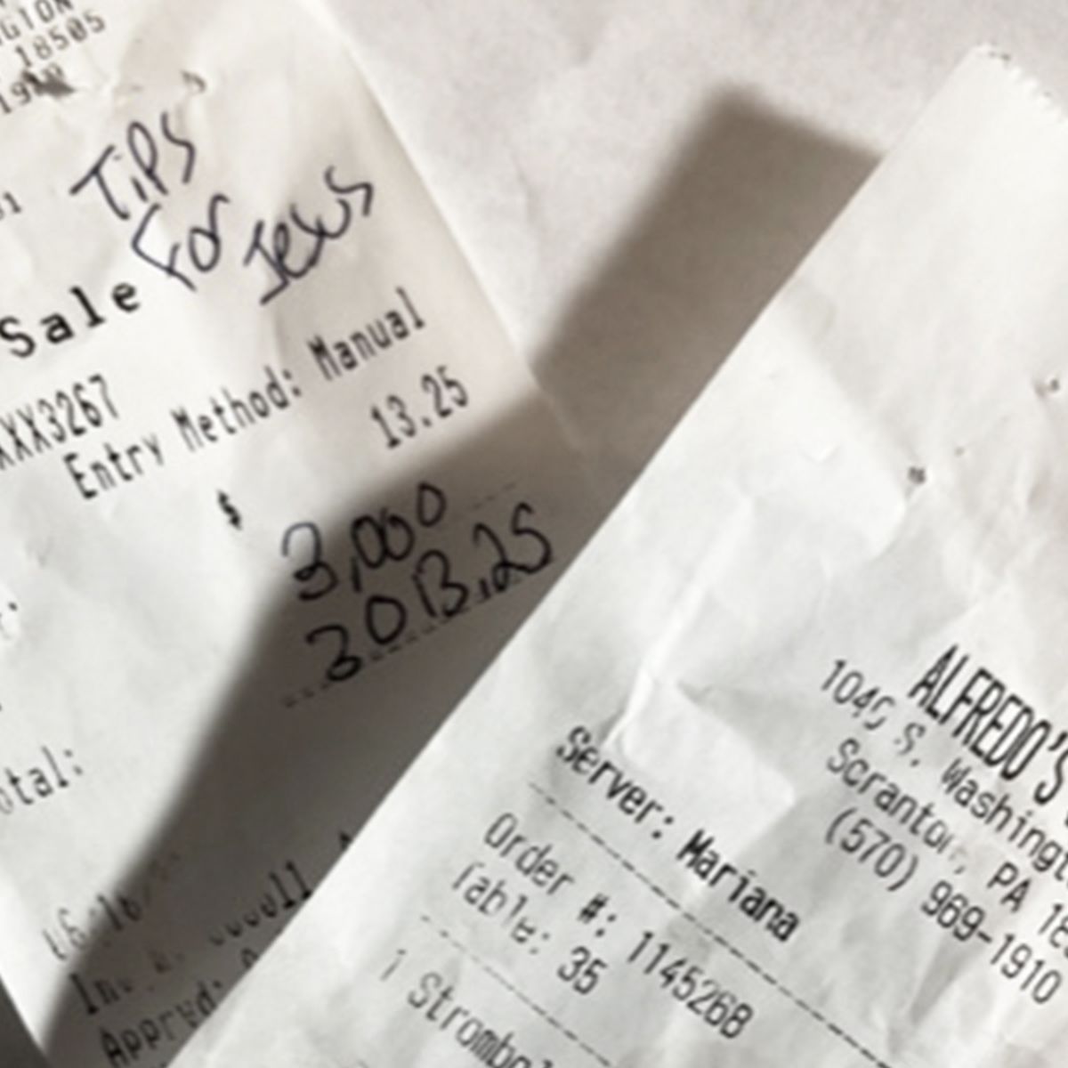 Astros star shocks Houston waitress with massive tip in new