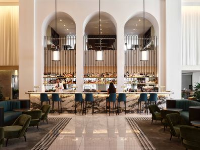 Arches on Market St lobby bar at Swissotel Sydney.