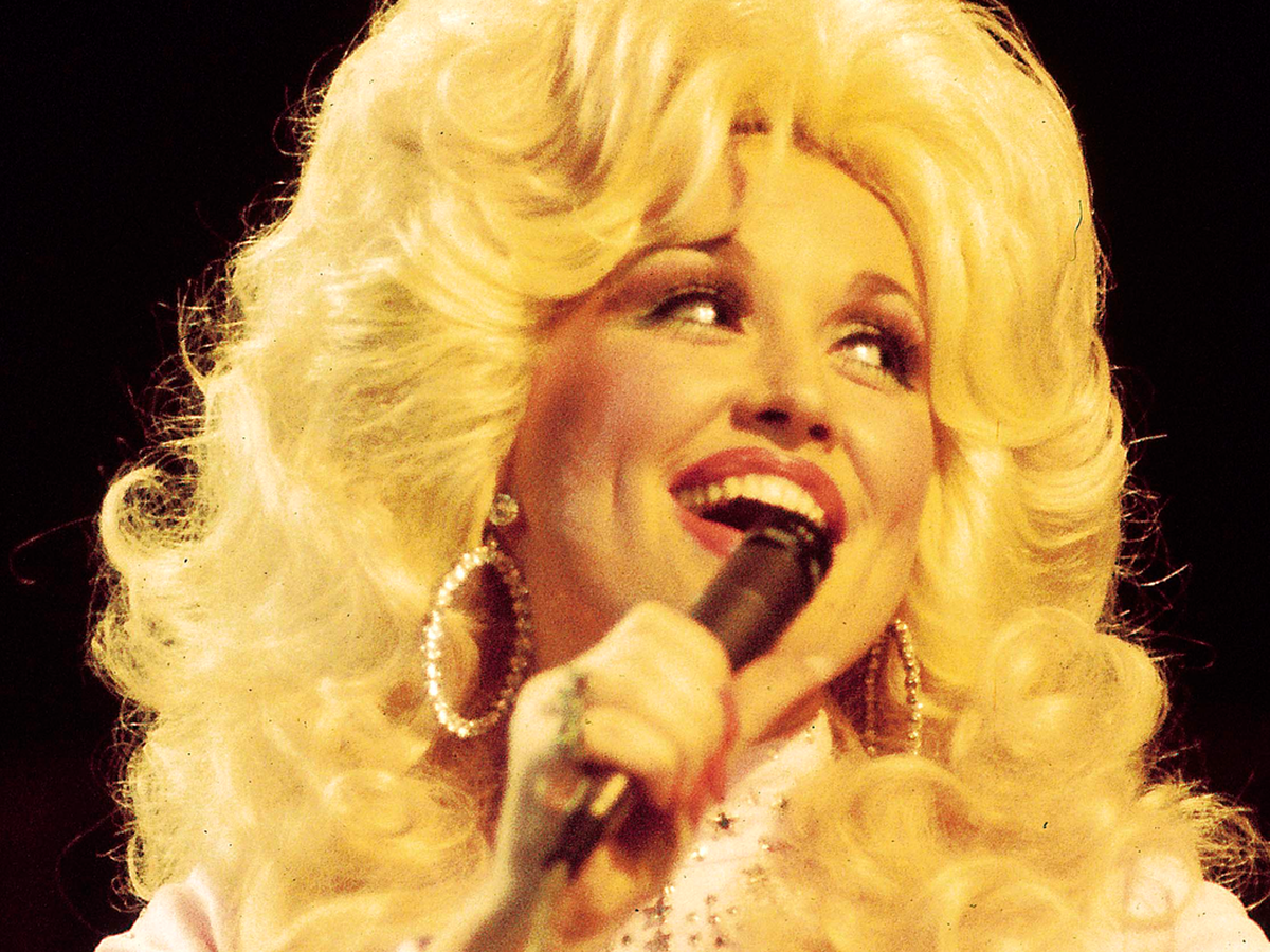 Dolly Parton Reveals She Was 'Whipped' by Grandfather over Appearance