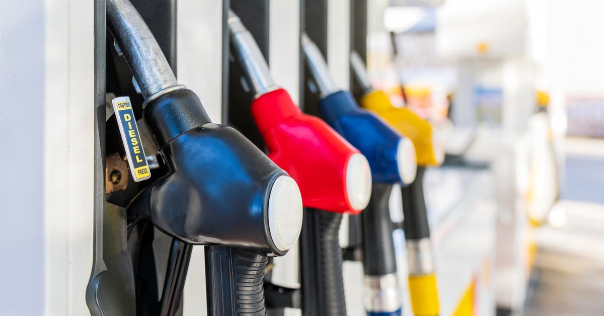 How long will the oil crisis squeeze Aussie pockets?