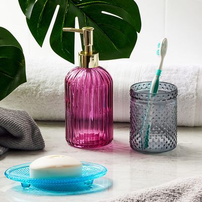 Bathroom accessories: $3 to $5