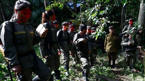 Fighters of the New People's Army (NPA), the armed wing of the Communist Party of the Philippines. (Photo: AP).