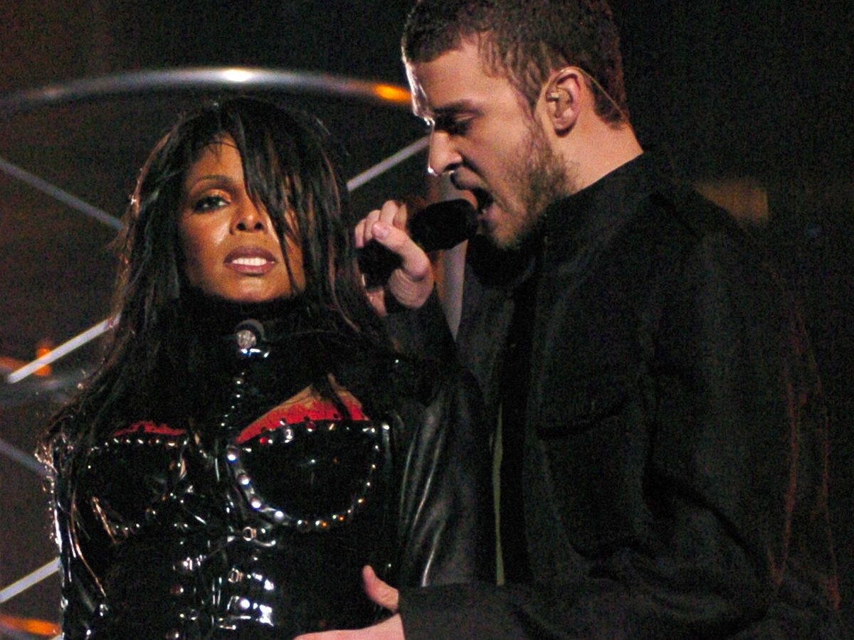 Janet Jackson Says She Advised Justin Timberlake to Stay Silent About Super  Bowl Incident