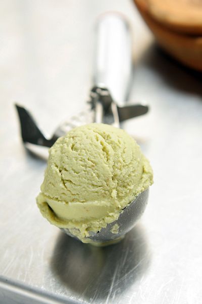 <strong>Dessert: Avocado coconut
ice cream</strong>