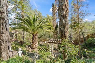 Tyler Henry buys Secluded Topanga Retreat for $US 2.1 million