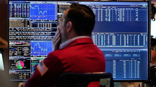 Dow Jones ve Nasdaq, Trump'ın açıklamalarının ardından çakıldı.