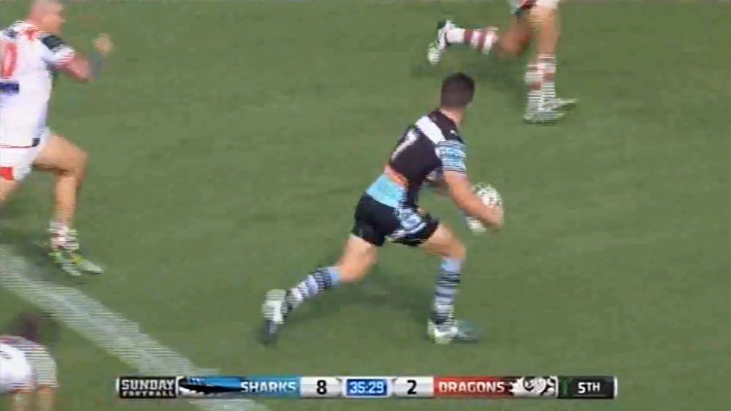 Holmes finishes off try for Sharks
