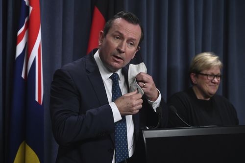 مارک مک گوان، نخست‌وزیر استرالیای غربی اعلام کرد که یک مورد جدید محلی کووید-19 ایجاد شده است.