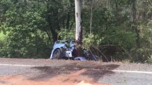 Teenage girl killed in car crash into tree on Tamborine Mountain