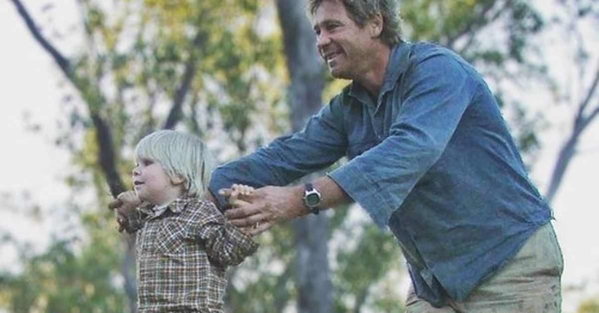 Robert Irwin explains why he wears one of his dad Steve Irwin’s old shirts before Dancing With The Stars