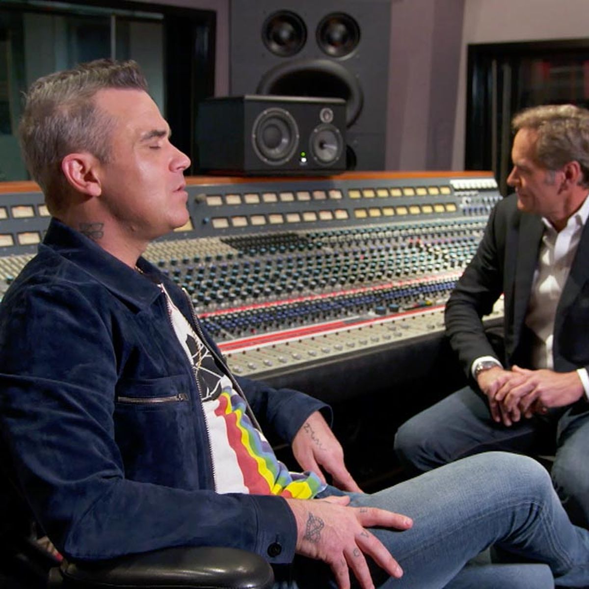 Robbie Williams Studio Performance