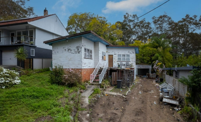 The home going to auction that even the agent warns is a mess and suggests to either "renovate or detonate".
