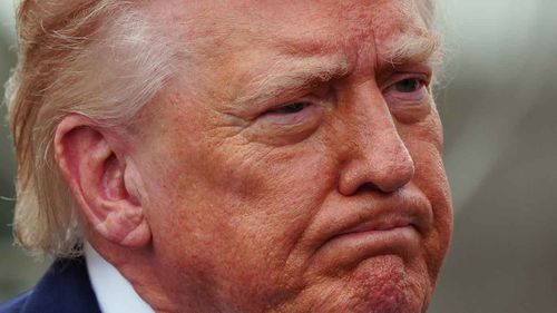 Donald Trump deu mensagens contraditórias sobre se precisa do apoio dos seus aliados.