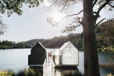 Floating Sauna Lake Derby, Tasmania