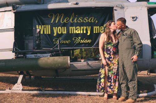 A U-S Marine who was deployed to Australia on a six-month rotation, has used a chopper to propose to his girlfriend, who lives in Darwin.