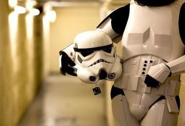Elstree 1976