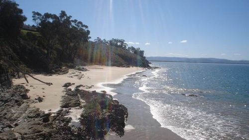 Roches Beach, Lauderdale 13kms east of Hobart