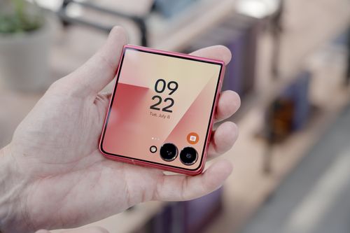 Samsung Unveils Ultra-Thin Phone & New Watch Health Features
