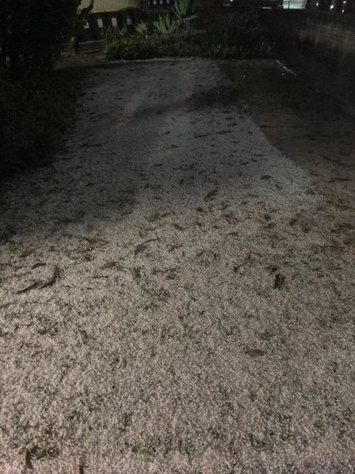 Hail on Hunter St, Lewisham.