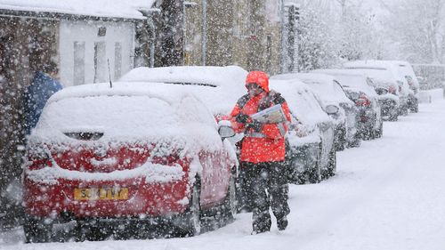 Heathrow cancels flights before expected snowfall