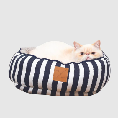 The Mog & Bone Reversible Cat Bed