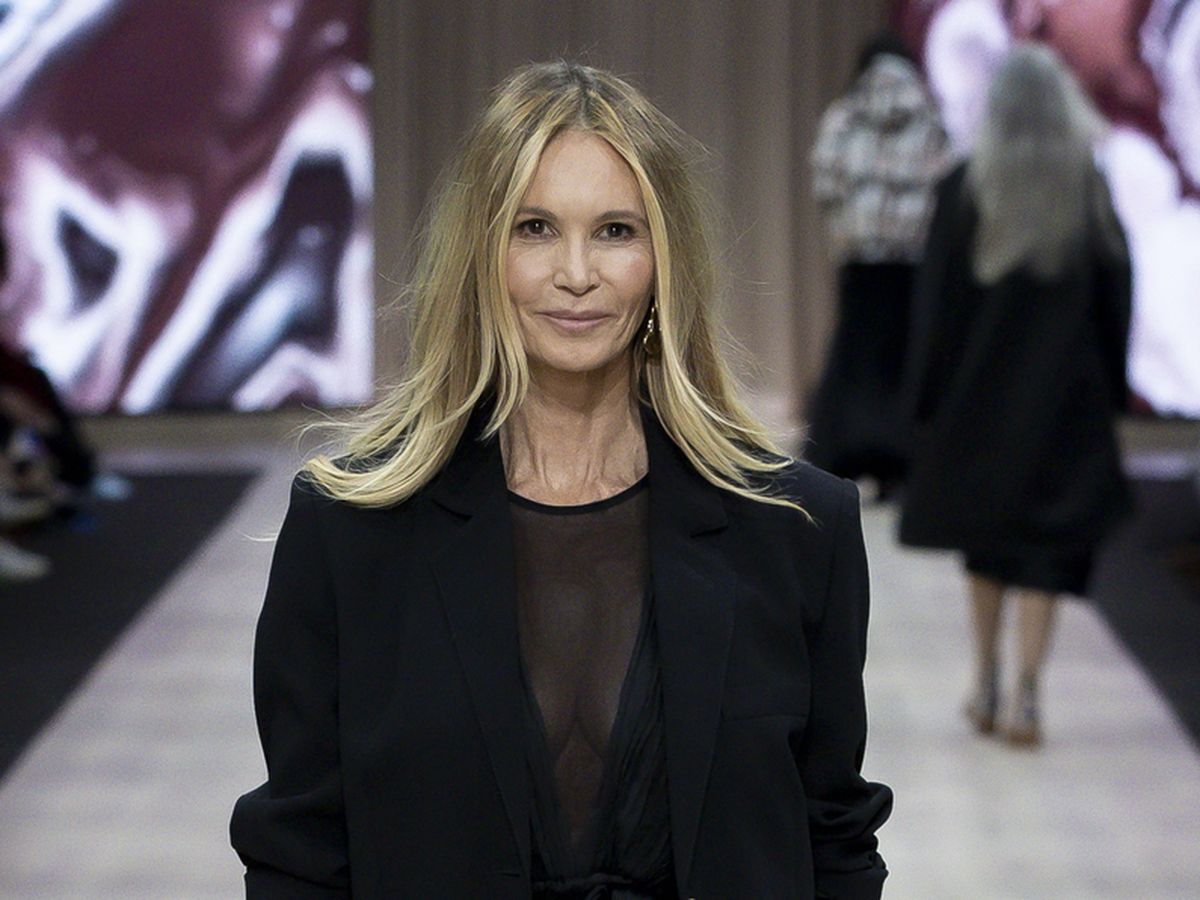 Elle Macpherson Returns To The Runway At Melbourne Fashion Week