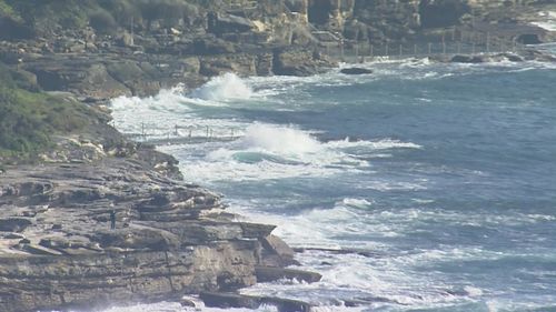 South East Queensland is expecting a soaking, while hazardous surf conditions continue to lash ﻿the NSW coastline. 