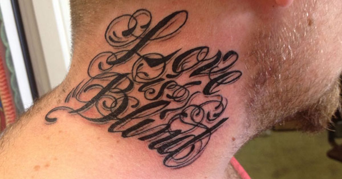 Father outraged over pub eviction for neck tattoo - 9News