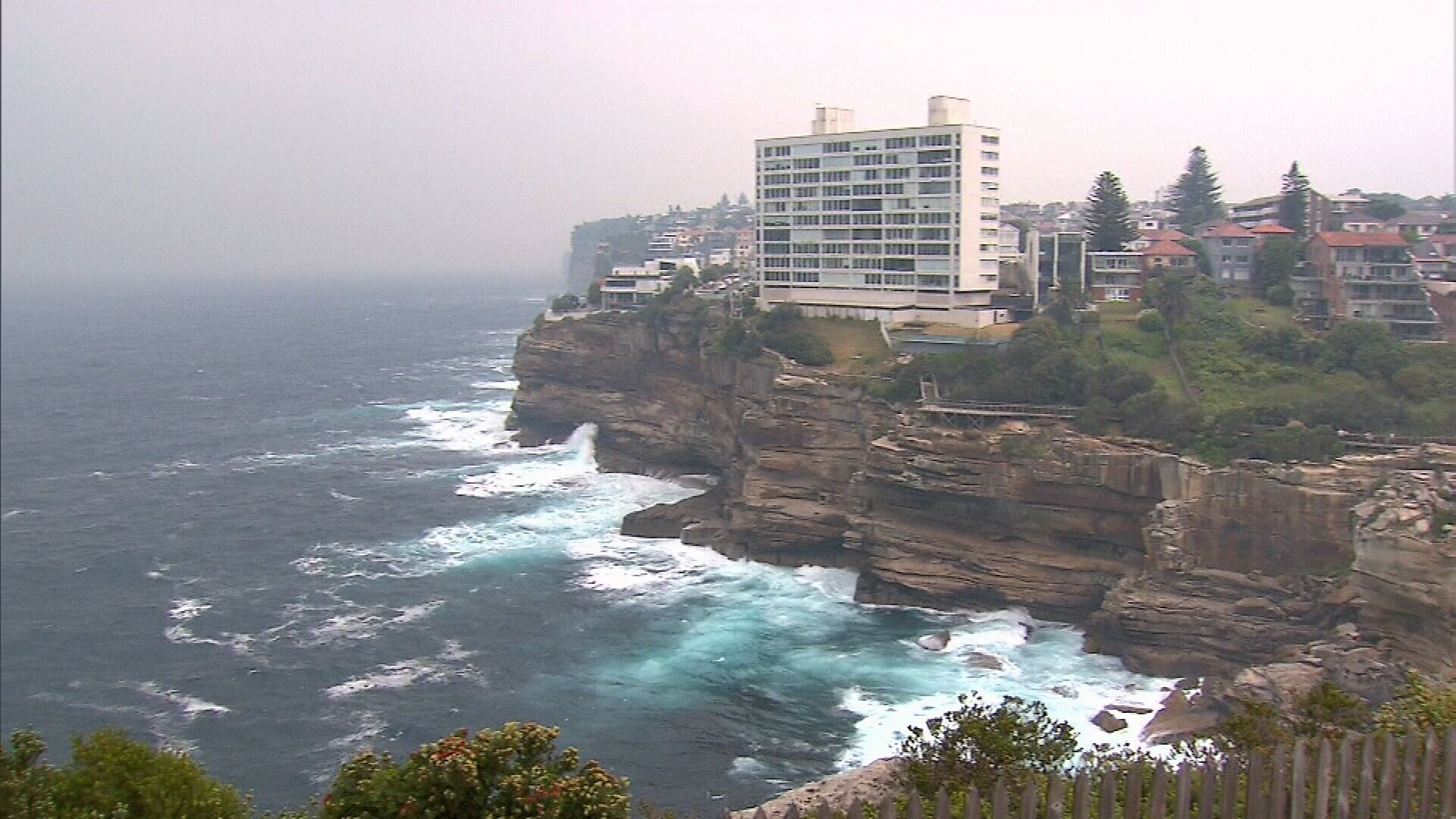 Tourist Dies After Falling From Cliff At Diamond Bay Reserve In