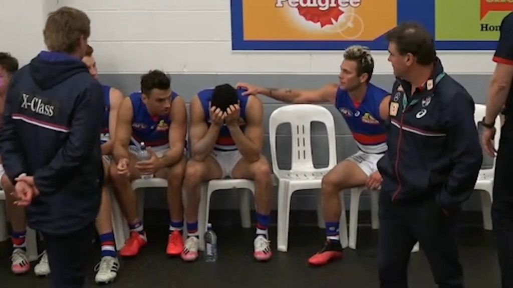 'Couple of bad moments': Emotional scenes in Western Bulldogs sheds after 13-point loss to Port Adelaide