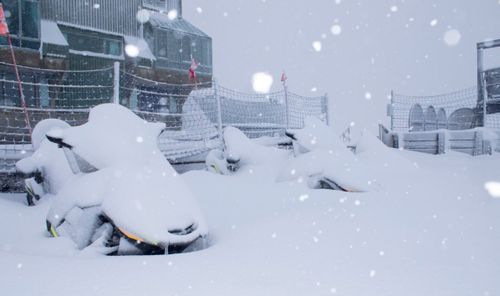 Brutal storm keeping frigid grip on much of Northeast as Buffalo struggles  to cope - CBS News