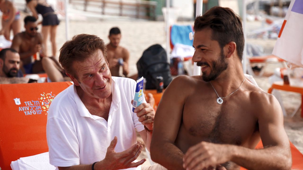 The Snobs take a trip to the gay beach: Travel Guides Season 3, Short Video