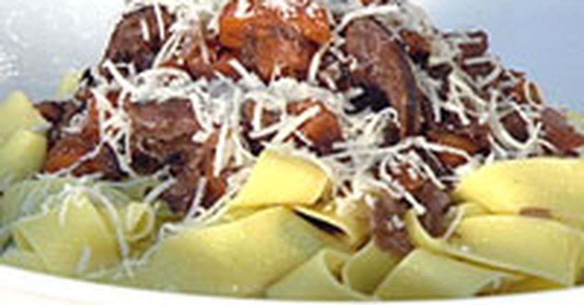 Lamb shank bolognese - 9Kitchen