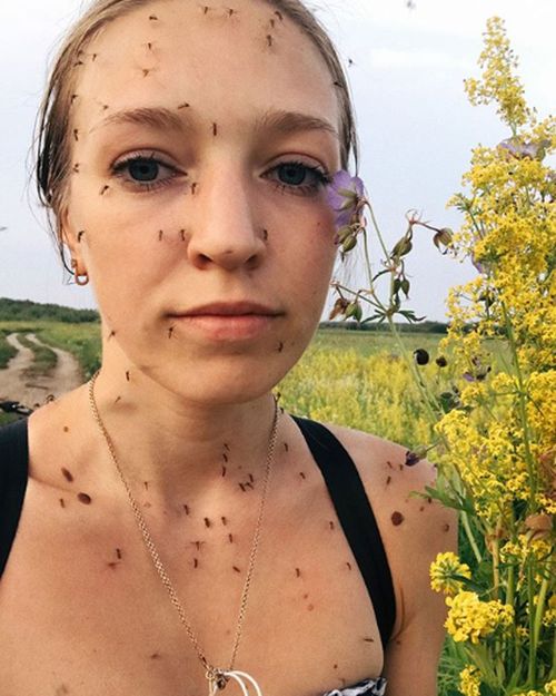 Remember The Woman With Frozen Lashes? Now Her Summer Pic Is Going Viral