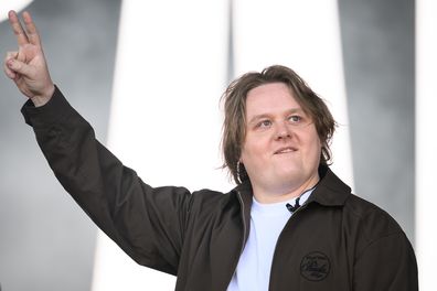 Glastonbury, England - June 27: Songwriter Lewis Capaldi walks into the pyramid stage on June 27, 2025 on the third day of 2025 at the Glastonbury Festival in Worthy Farm, Glastonbury, England. Founded in 1970 by Michael Eavis, Glastonbury has grown into the largest music festival in the UK, attracting 200,000 fans and enjoying performances over 100 stages. In 2026, the festival will spend a leisure year with planned pauses for valuable farm time resting and rehabilitation. (p