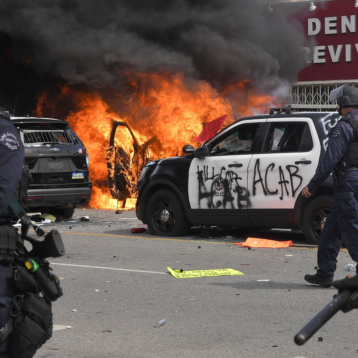 LAPD, FBI collecting protest, looting footage as evidence - Los
