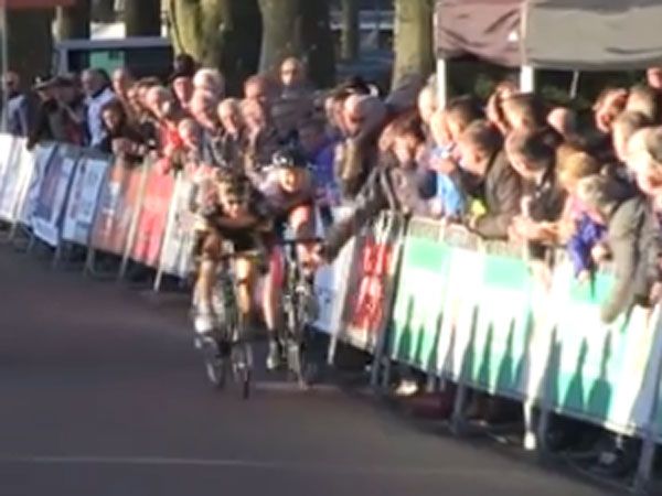 Aussie cyclist taken out by spectator